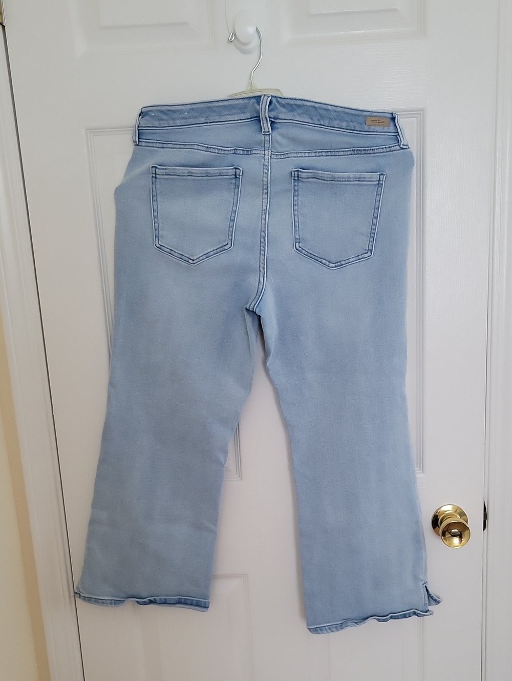 Liverpool Denim Cropped - Picture 3 of 4